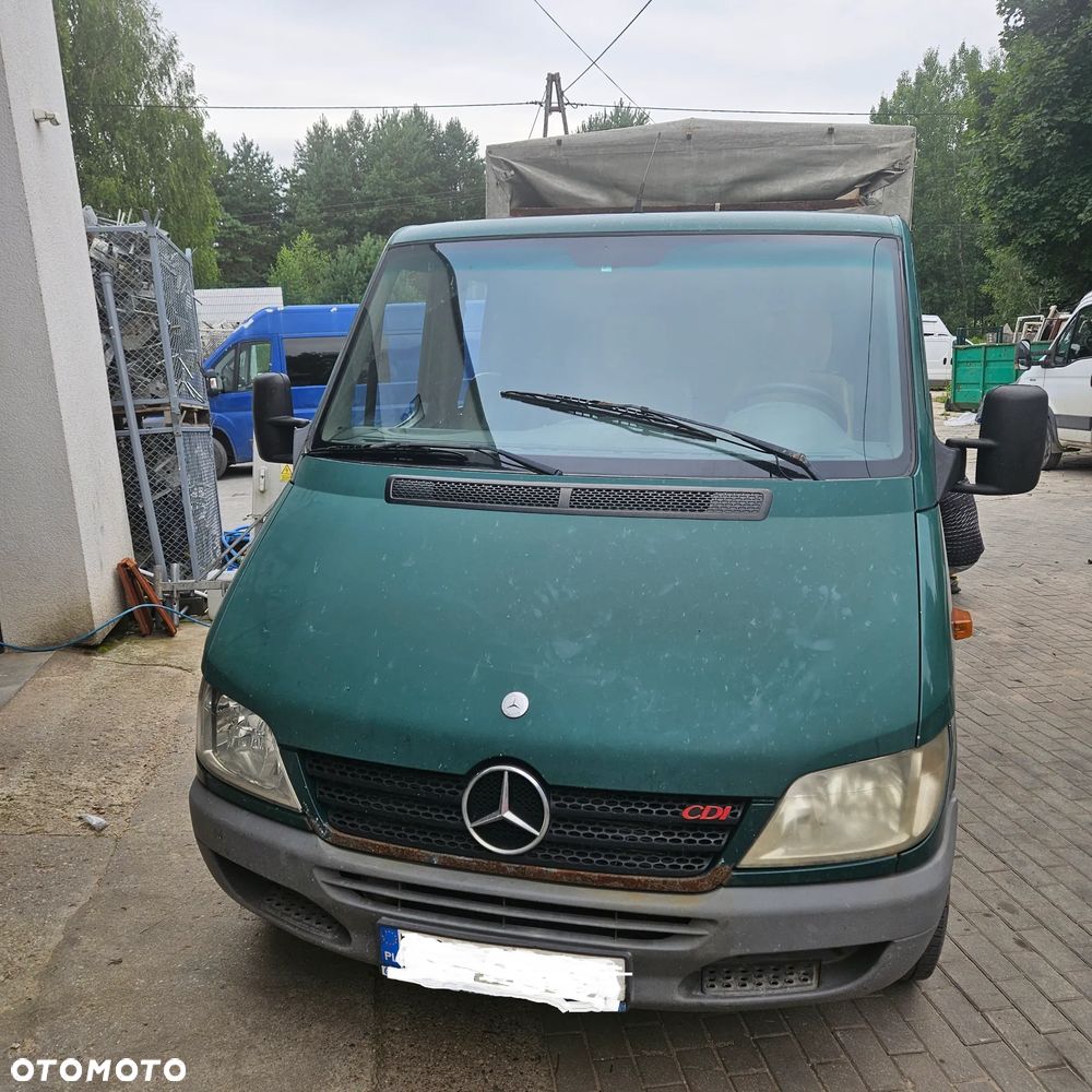 Mercedes-Benz Sprinter - 2