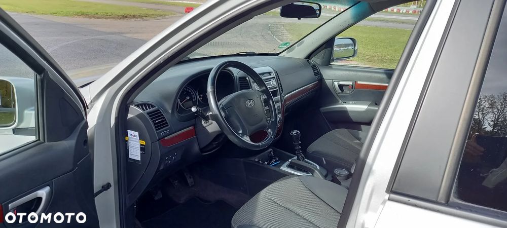 Hyundai Santa Fe 2.7 V6 2WD GLS - 11