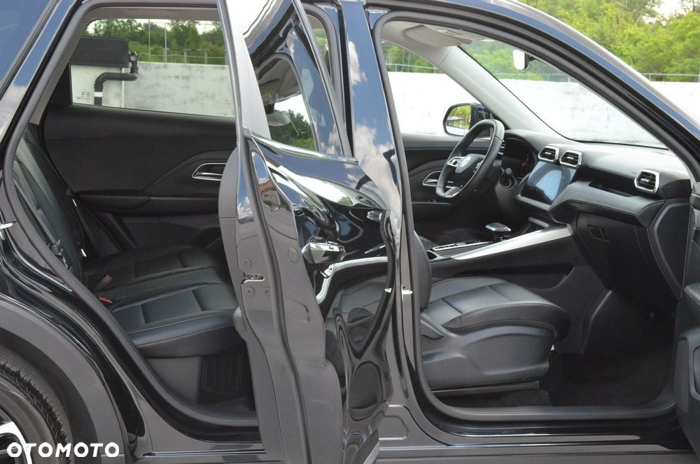 MG ZS 1.5 HEV+ Exclusive - 32