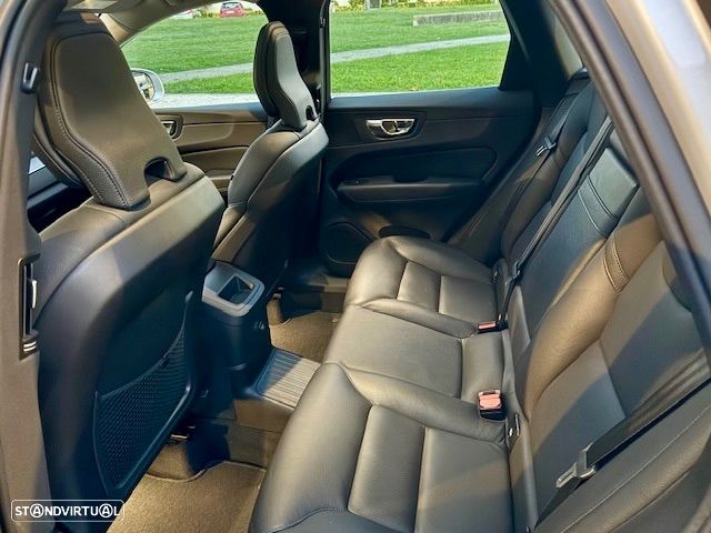 Volvo XC 60 2.0 T8 PHEV Inscription AWD - 35