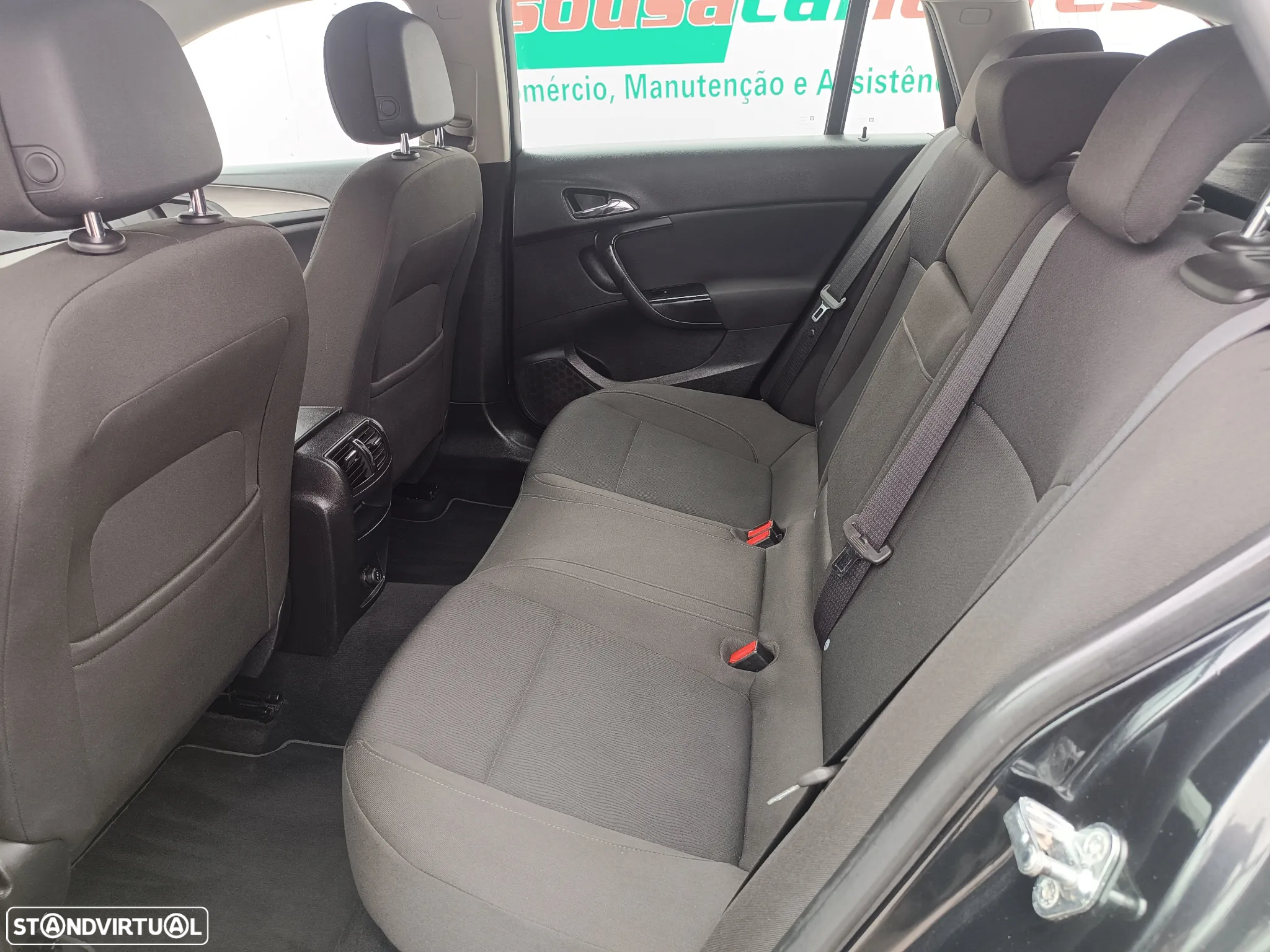 Opel Insignia Sports Tourer 2.0 CDTi Executive S/S - 18