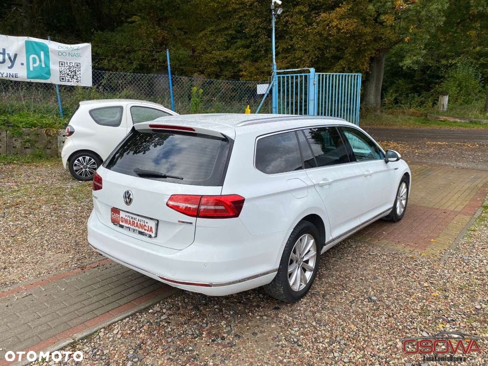 Volkswagen Passat - 10