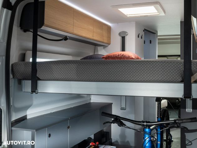 Adria TWIN 640 SGX 60Y - 7