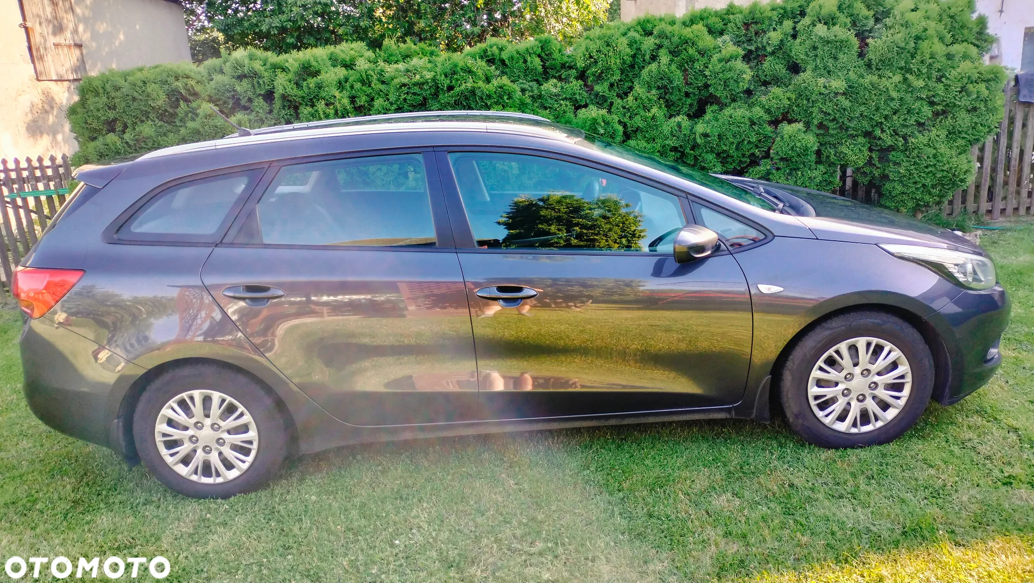 Kia Ceed - 4