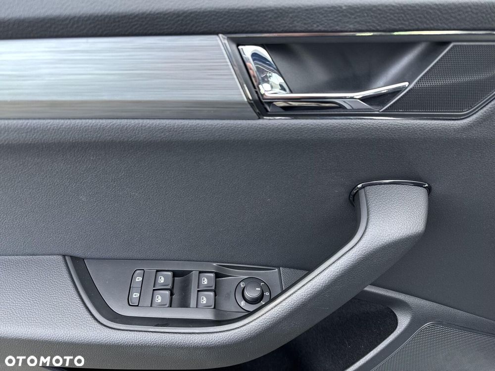 Skoda Superb 1.5 TSI Ambition DSG - 18