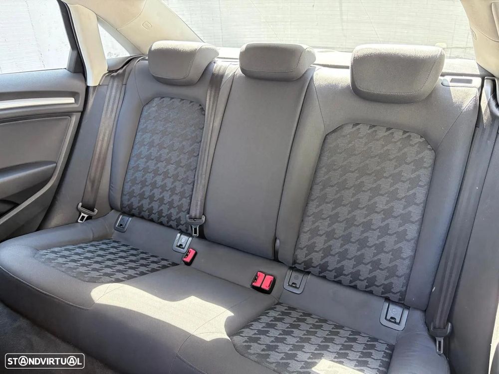 Audi A3 Limousine 1.6 TDI Attraction - 55