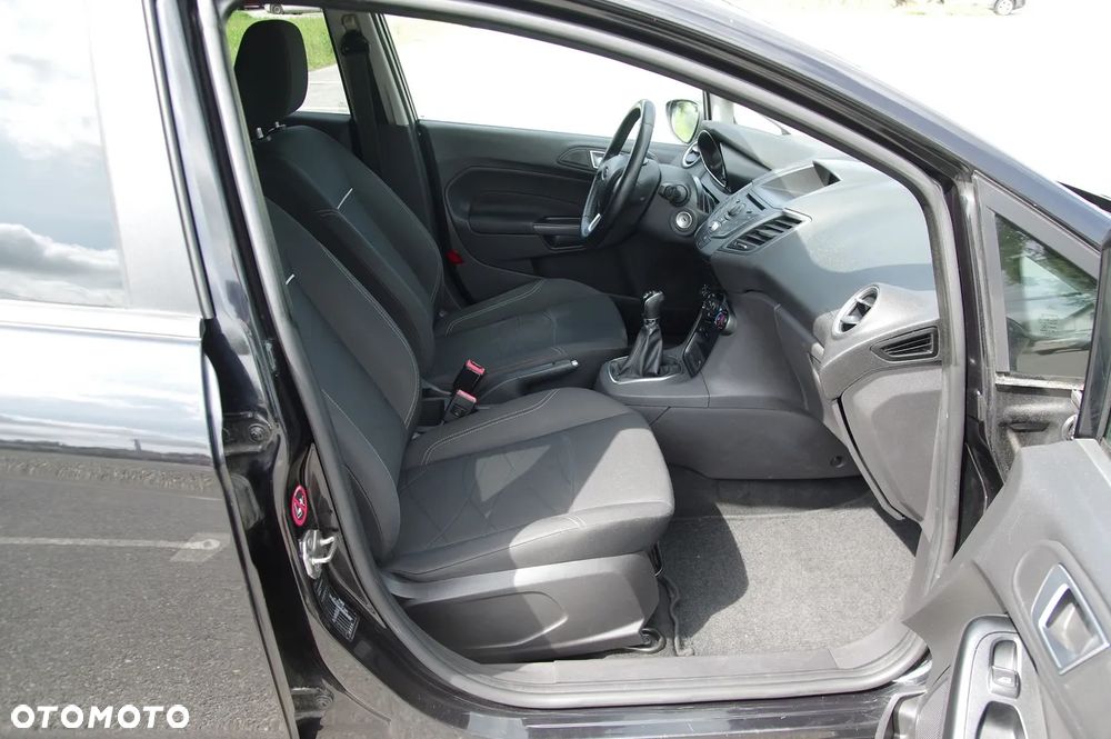 Ford Fiesta 1.0 EcoBoost Trend - 25