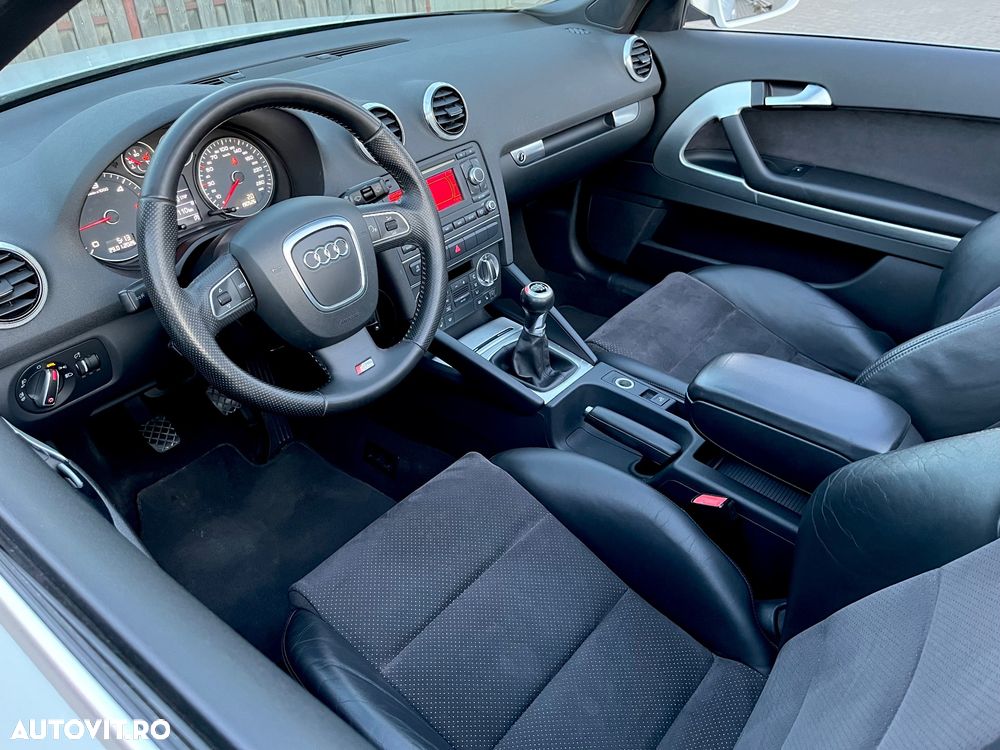 Audi A3 Cabrio 2.0 TDI DPF S Line Sportpaket - 12