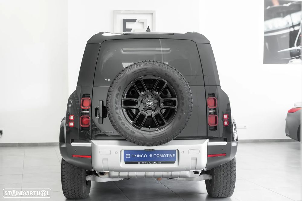 Land Rover Defender 2.0 P300e 110 AWD S - 4