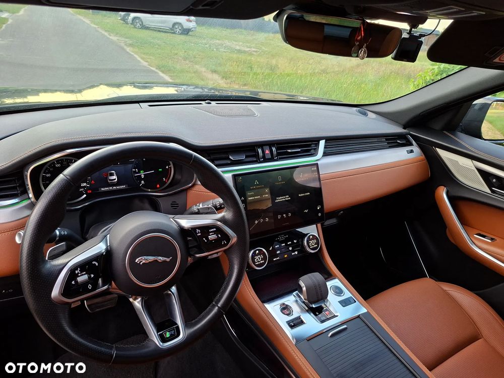 Jaguar F-Pace D200 AWD R-Dynamic Black - 6
