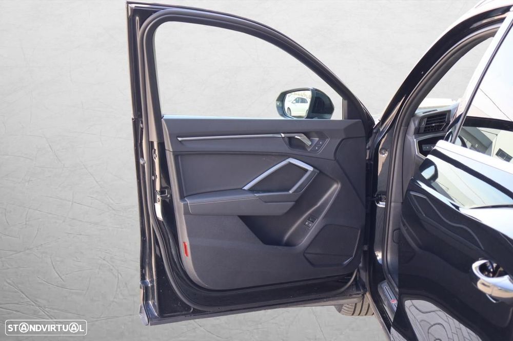 Audi Q3 45 TFSIe S line S tronic - 28