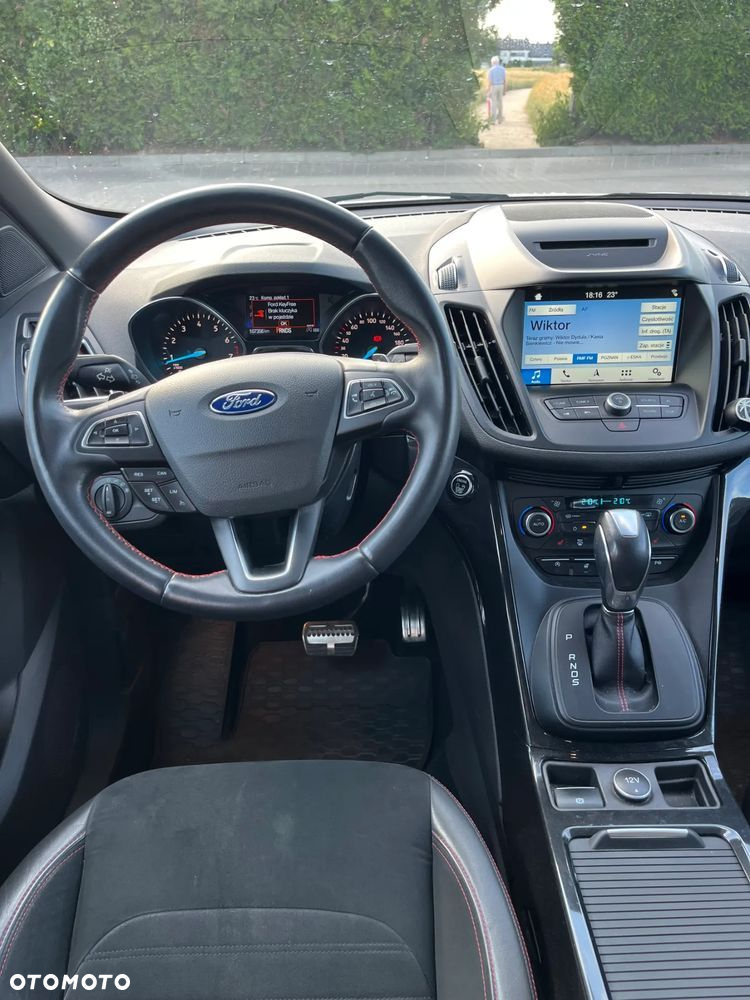 Ford Kuga 1.5 EcoBoost 4x4 ST-Line - 24