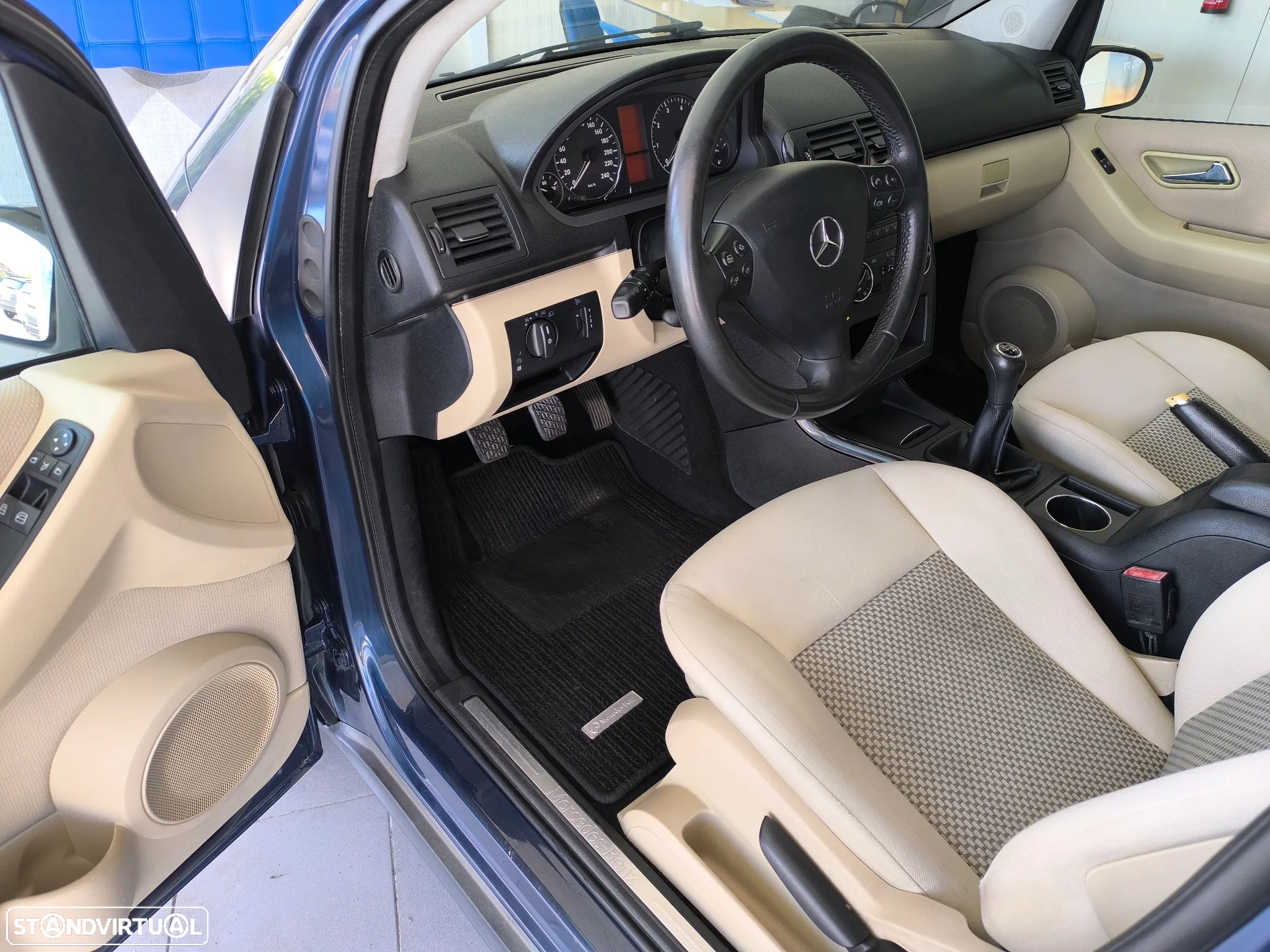 Mercedes-Benz A 150 Classic - 10