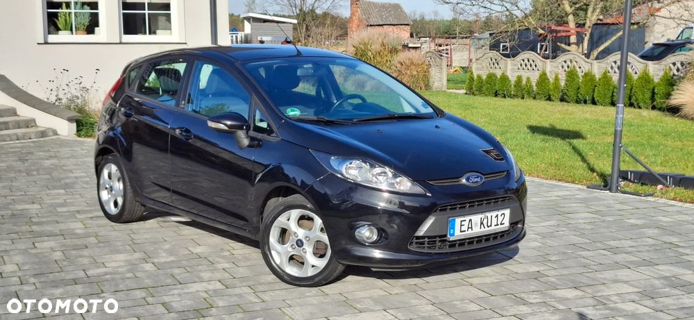 Ford Fiesta 1.25 Champions Edition - 3
