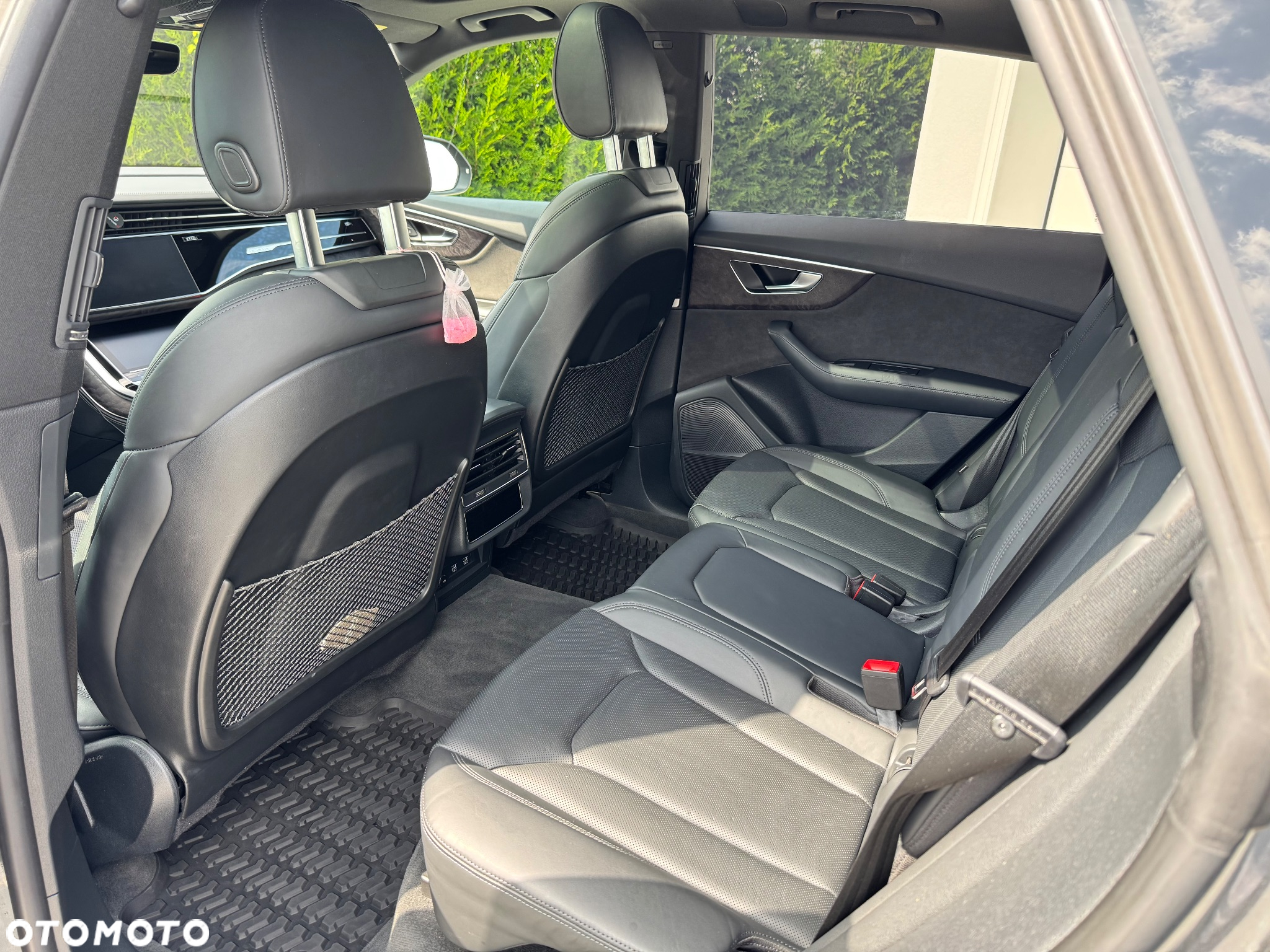 Audi Q8 - 30