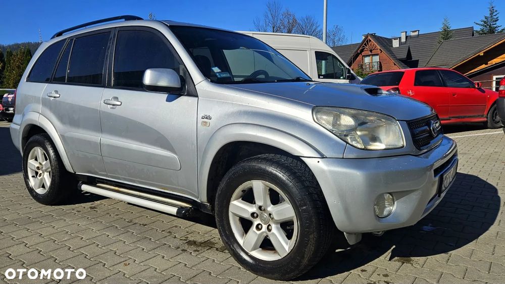 Toyota RAV4 2.0 D-4D 4x4 - 2