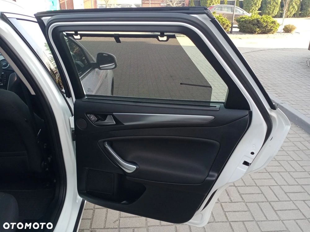 Ford Mondeo 2.0 TDCi Titanium - 30