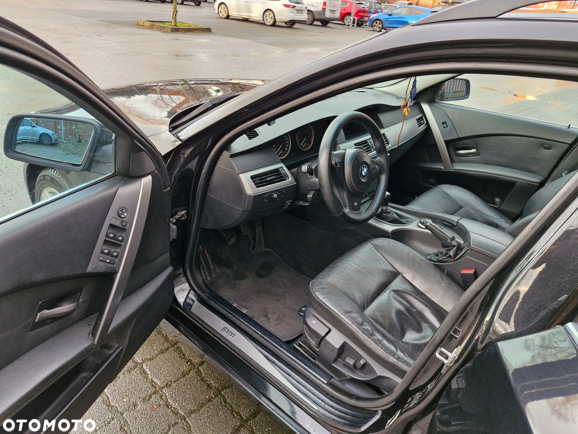 BMW Seria 5 525i Touring - 6