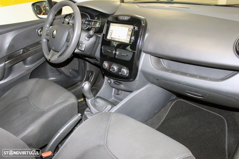 Renault Clio 1.5 dCi Dynamique S - 29