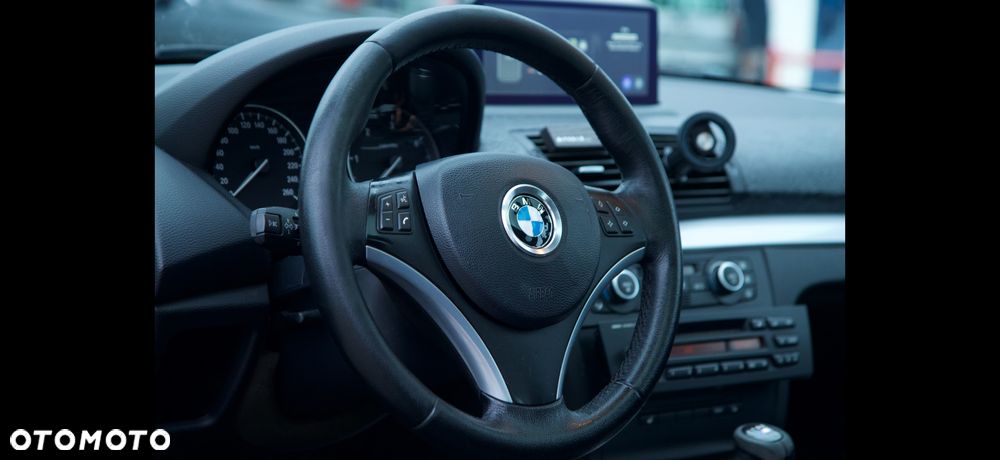 BMW Seria 1 120d DPF - 18