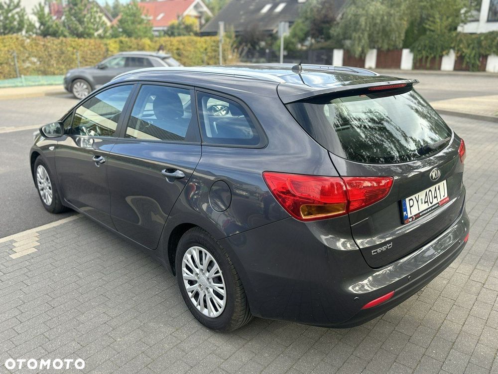 Kia Ceed - 5