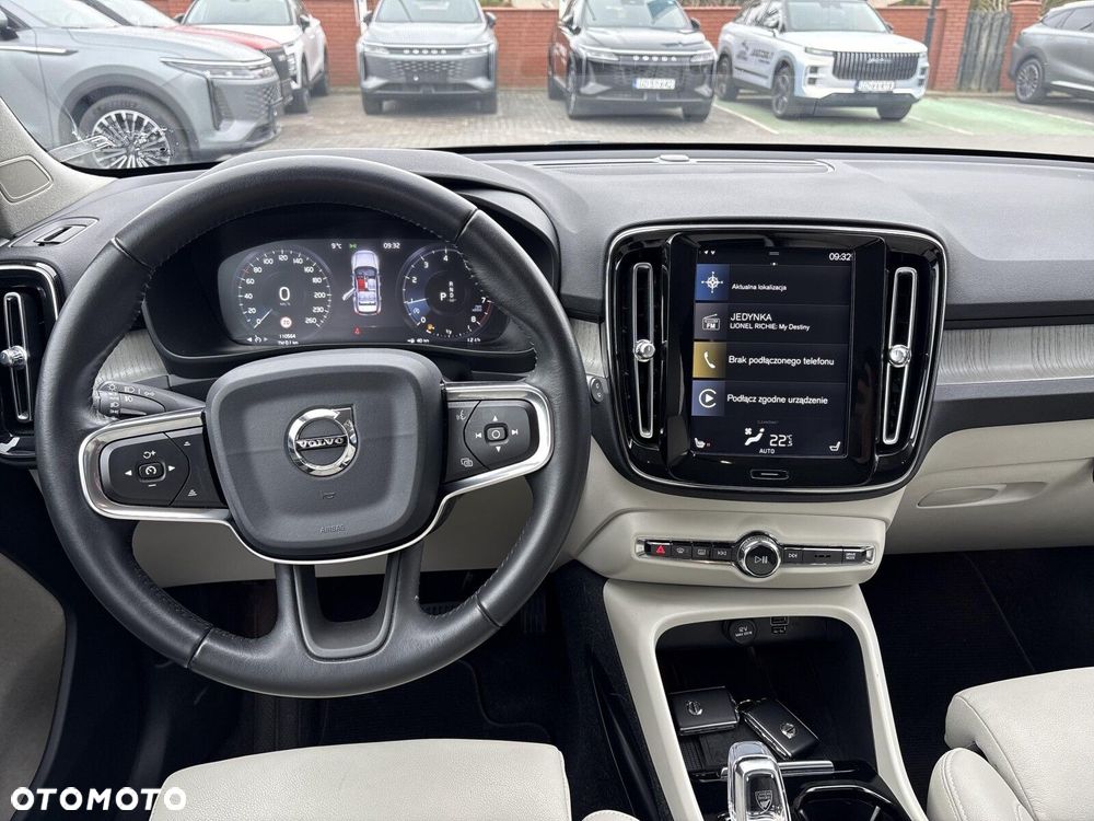 Volvo XC 40 T3 Inscription - 12