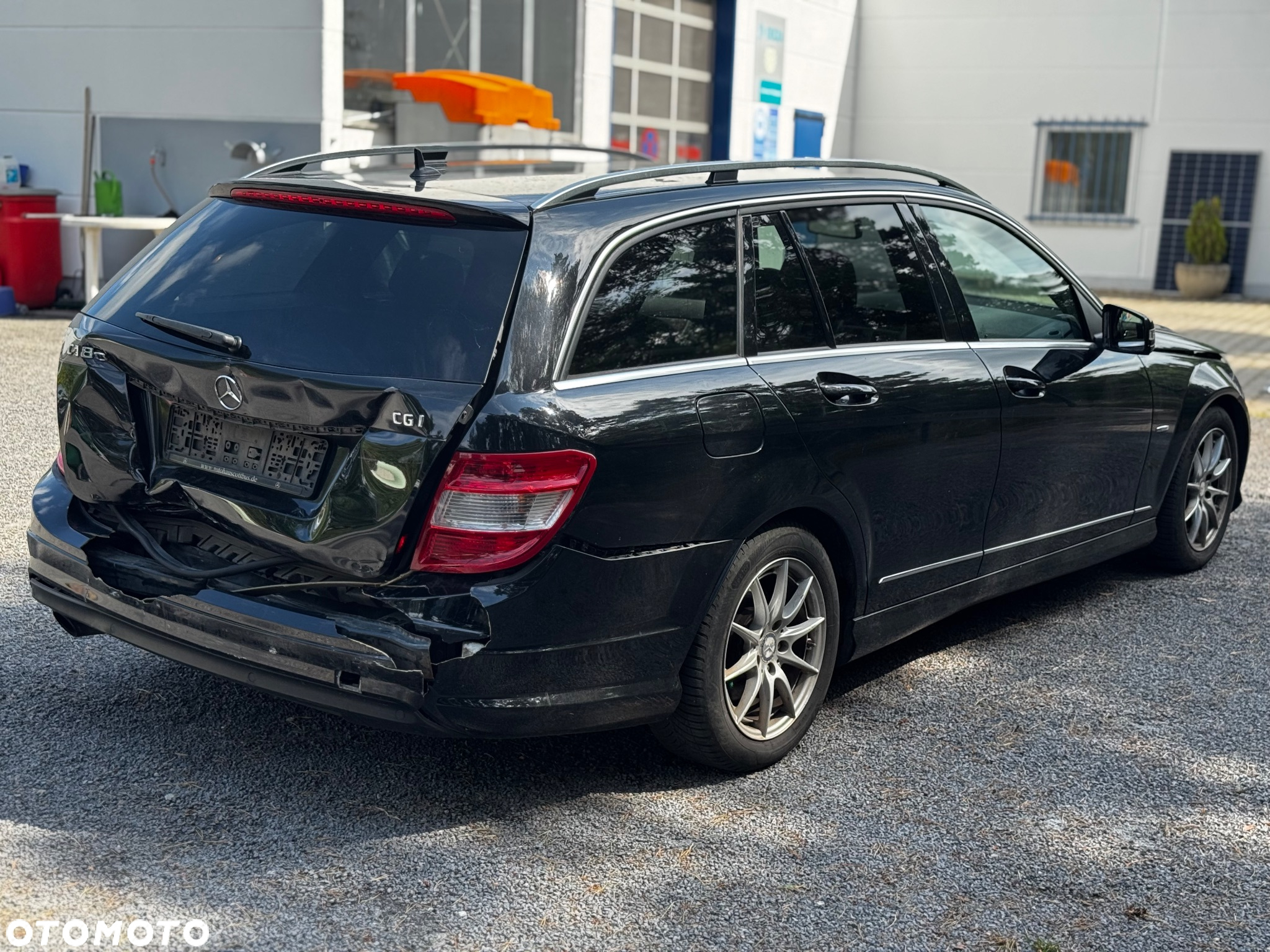 Mercedes-Benz Klasa C 180 T BlueEFFICIENCY 7G-TRONIC Avantgarde - 8