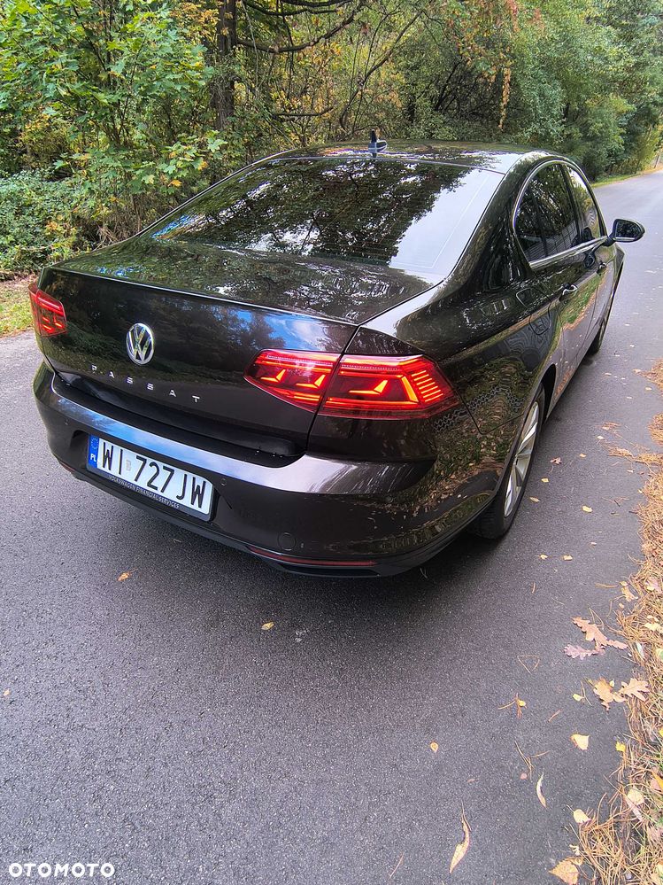 Volkswagen Passat - 5