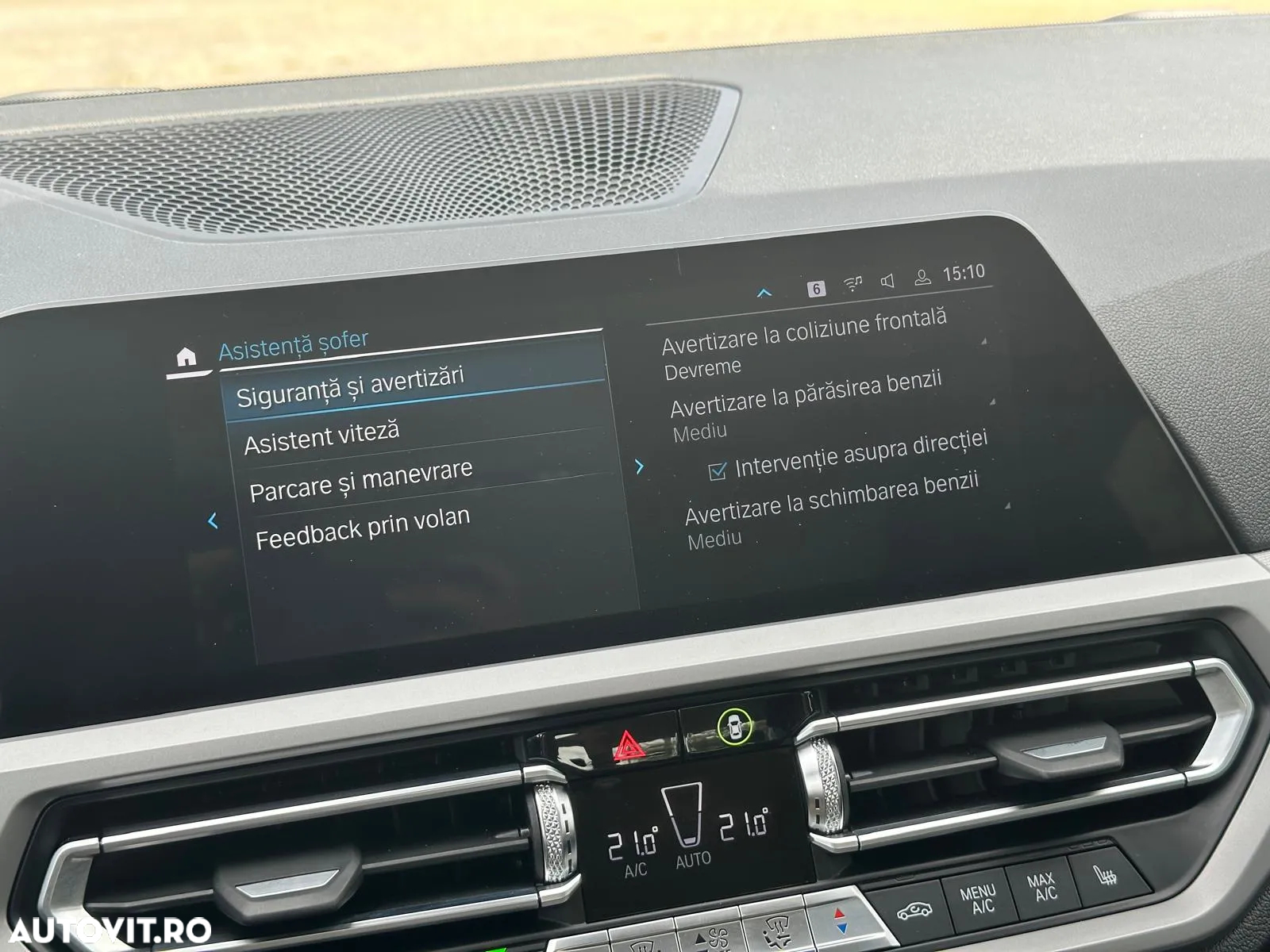 BMW Seria 3 330e Aut. Sport Line - 27