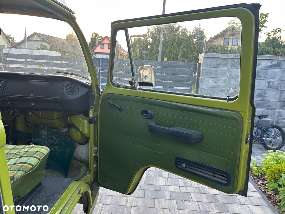 Volkswagen Transporter - 7