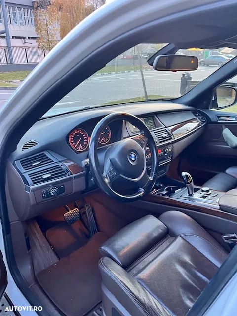 BMW X5 - 25