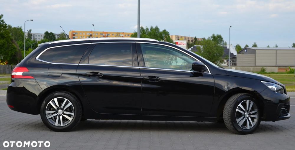 Peugeot 308 BlueHDi 130 EAT8 Stop & Start Allure - 23