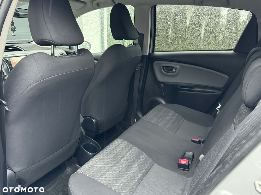 Toyota Yaris 1.33 Premium - 7