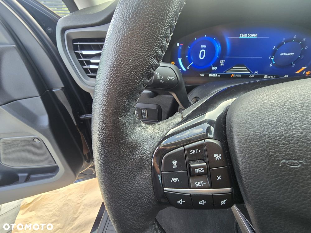 Ford Escape 2.0 EcoBoost AWD Titanium - 17