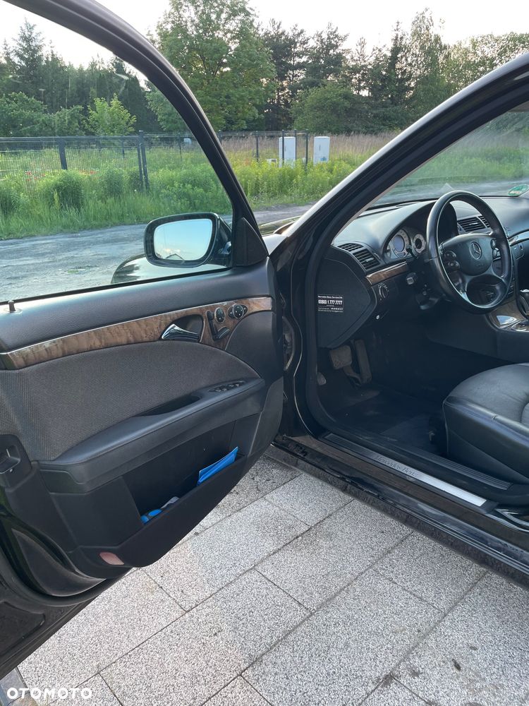 Mercedes-Benz Klasa E 280 CDI 4-Matic Avantgarde - 27