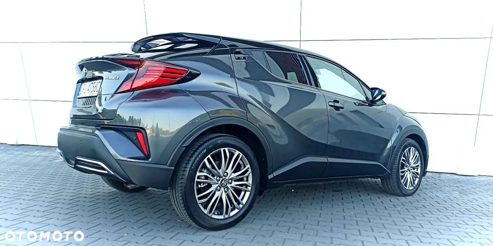 Toyota C-HR - 11