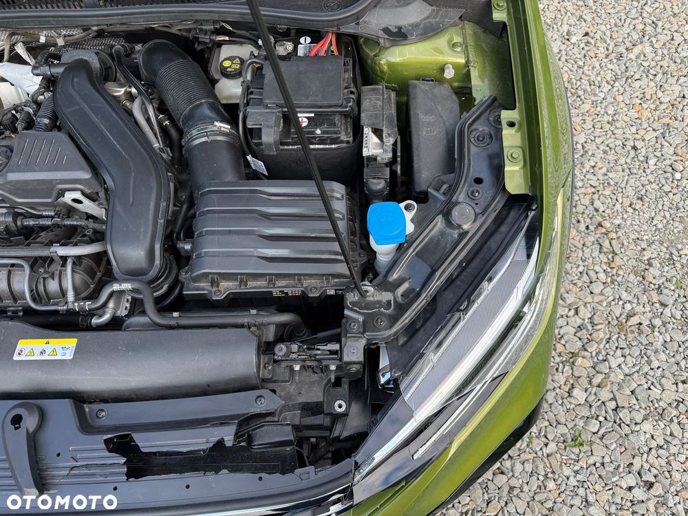 Volkswagen Taigo 1.5 TSI OPF DSG R-Line - 14