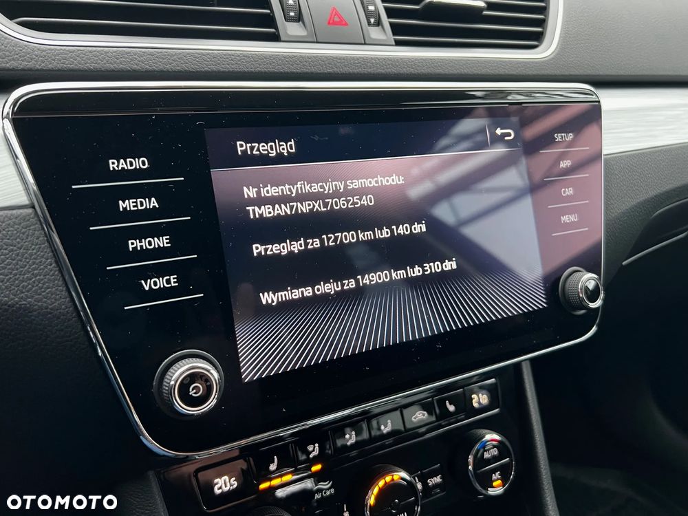 Skoda Superb 1.5 TSI Ambition DSG - 25