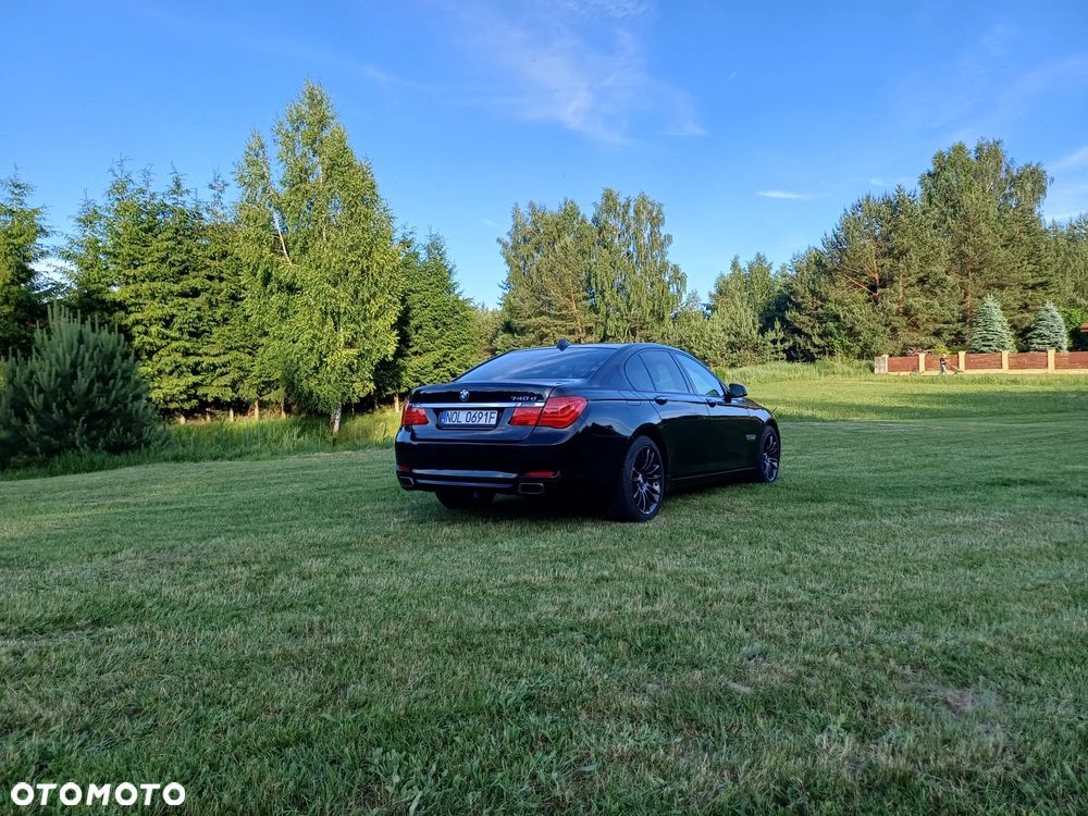 BMW Seria 7 740d xDrive - 12