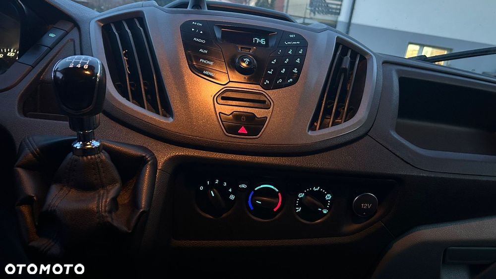Ford Transit - 6