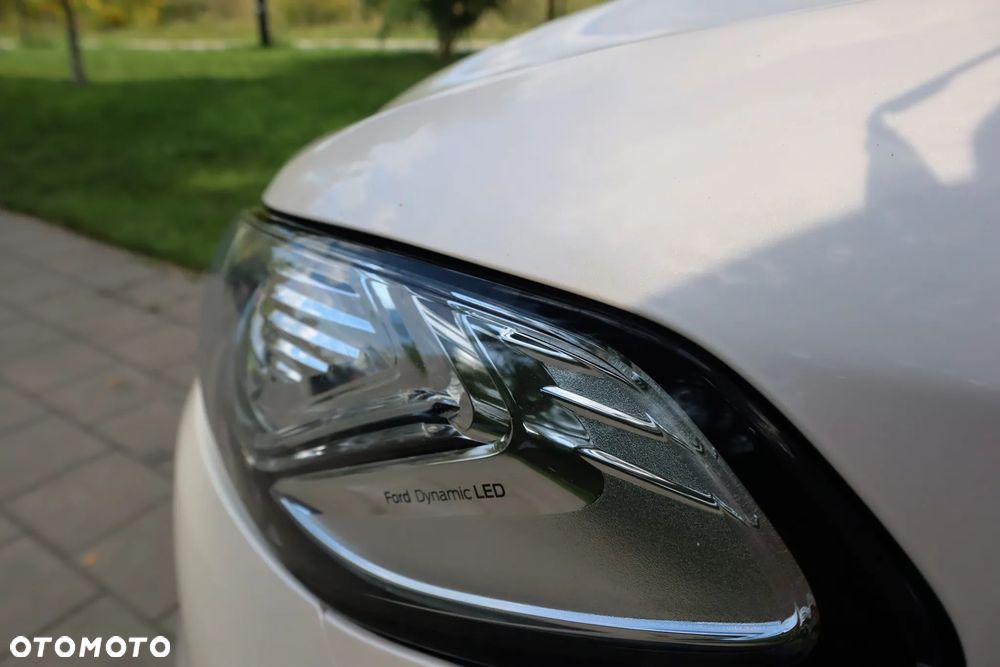 Ford Mondeo Vignale 2.0 TDCi PowerShift - 14