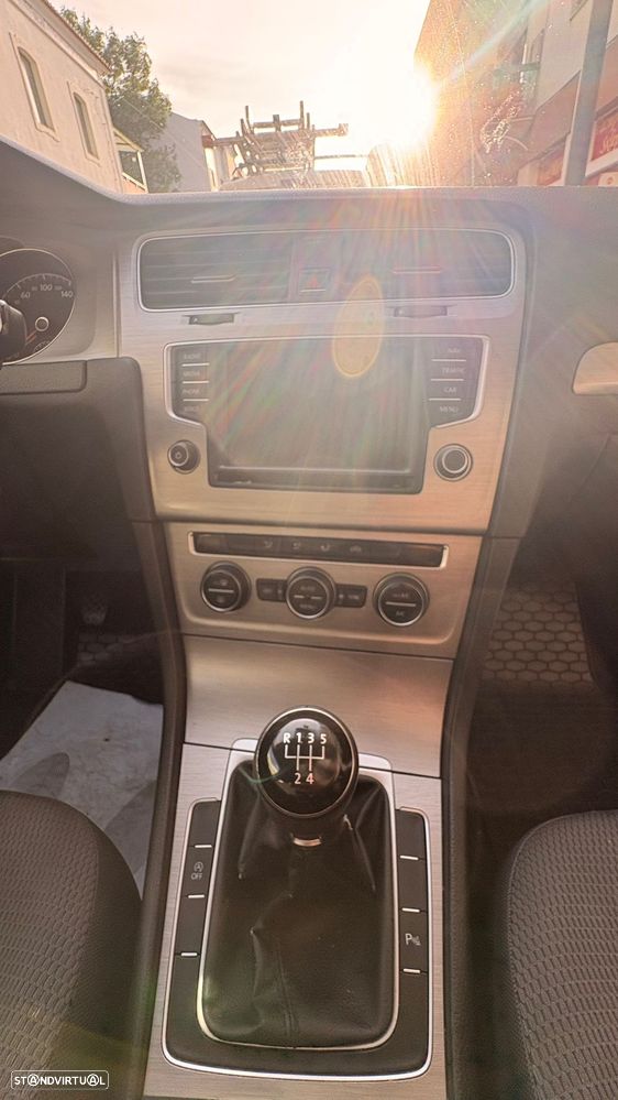 VW Golf Variant 1.6 TDi GPS Edition - 9