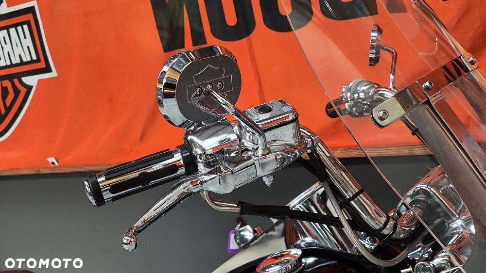 Harley-Davidson Touring Road King - 21