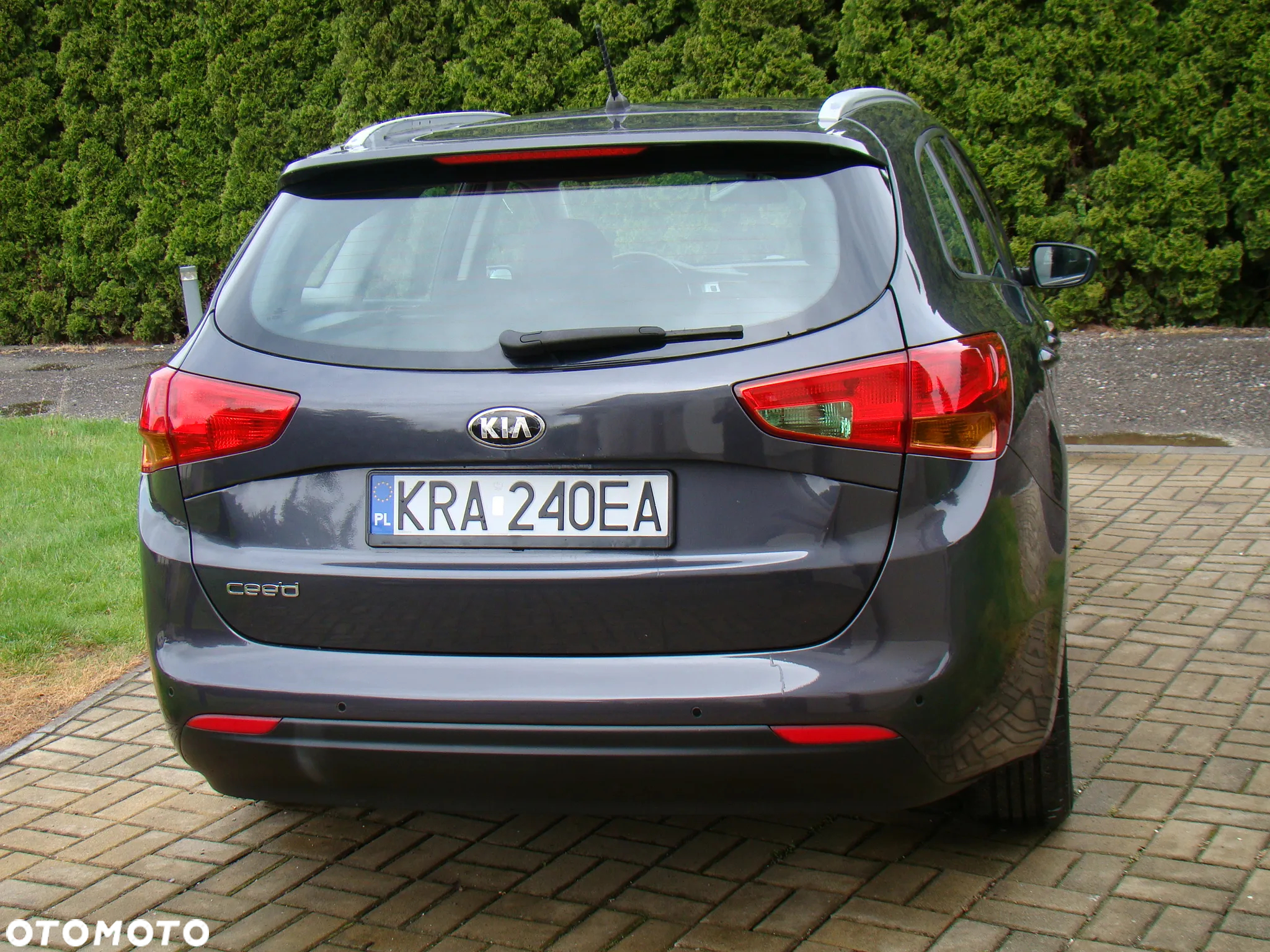 Kia Ceed Cee'd 1.6 GDI L - 10