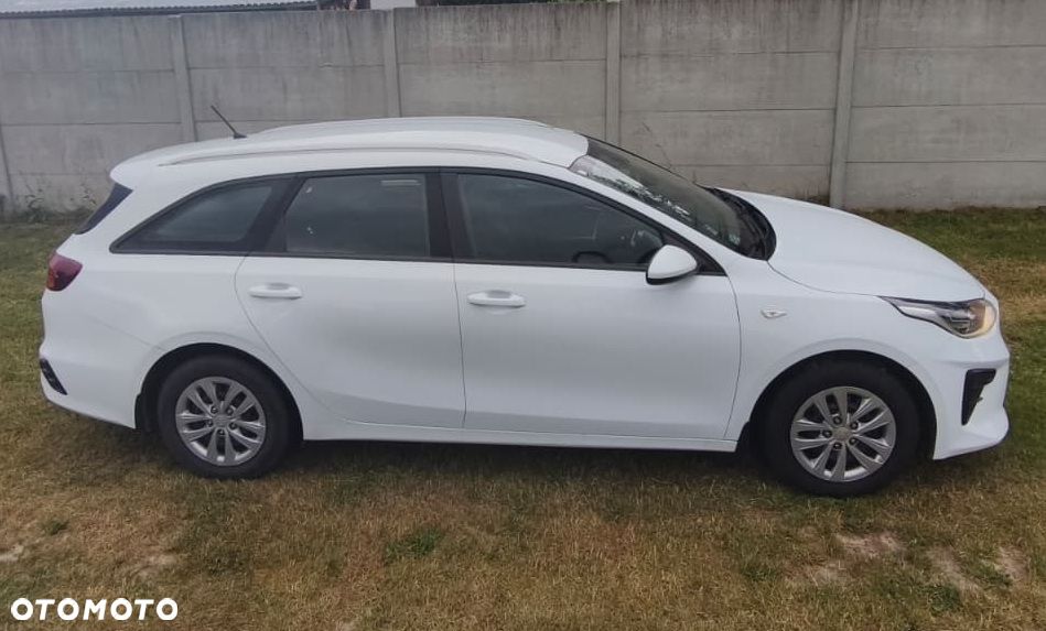 Kia Ceed 1.6 CRDi SCR S - 10