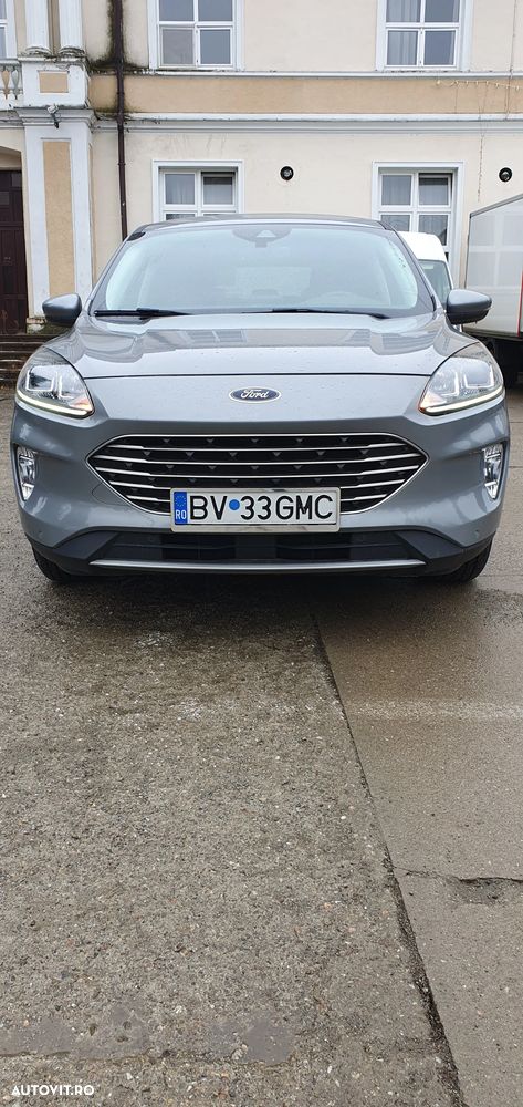 Ford Kuga 1.5 EcoBoost 2x4 Titanium - 9