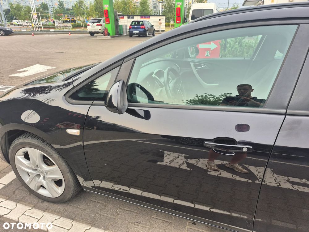 Opel Astra 1.4 T Sport - 9