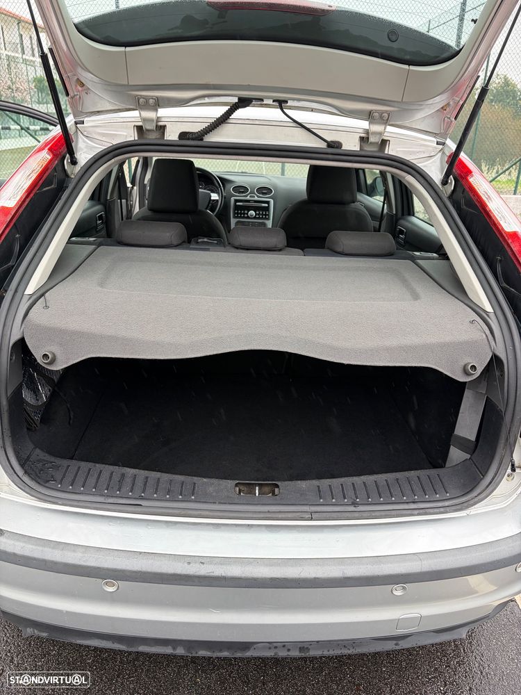 Ford Focus 1.4 16V Connection - 13