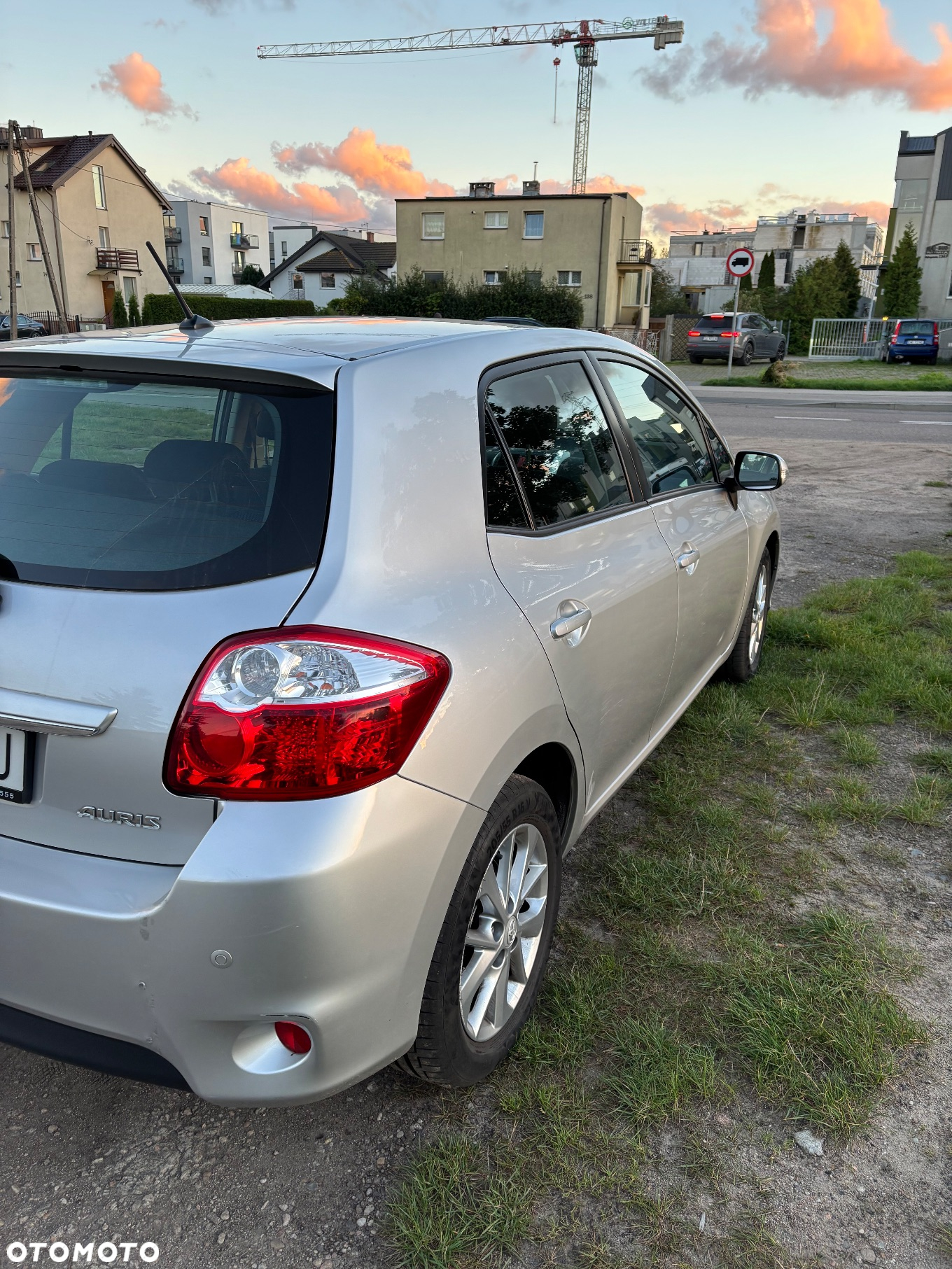 Toyota Auris 1.33 Dual-VVT-i - 19