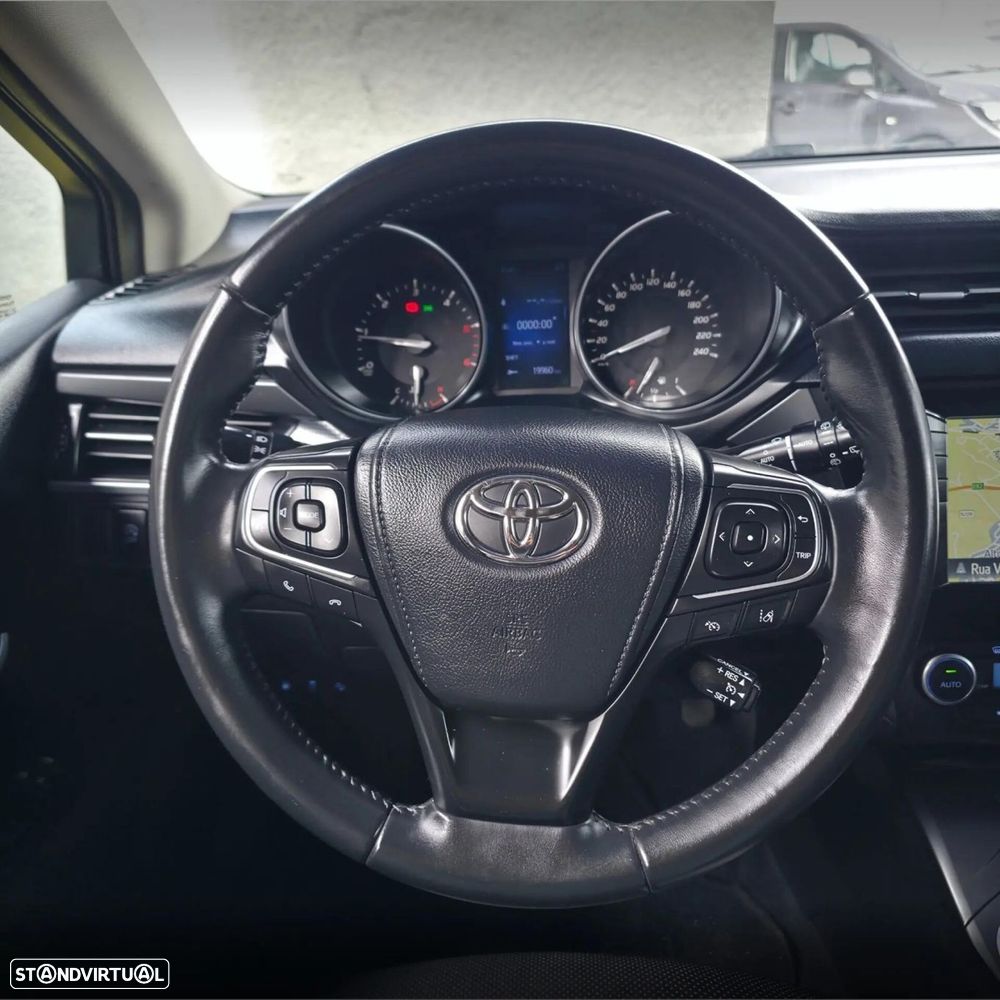 Toyota Avensis Touring Sports 1.6 D-4D Luxury+GPS - 19